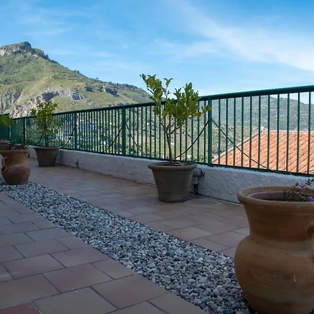 Holiday Apartamento *