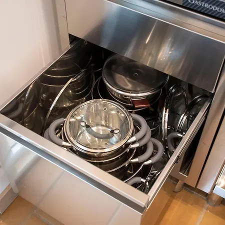 Holiday アパート