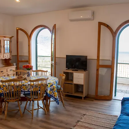 Holiday * タオルミーナ