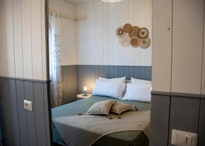 Holiday Apartment *